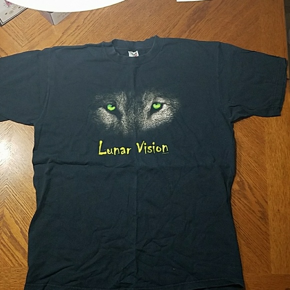 Final Price • Pre Shrunk Wolf Tee Shirt - Picture 2 of 4